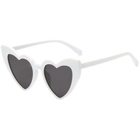 022/Trendy Fashion Ladies Love Shaped Lunettes de soleil UV400 PC Glass Lenses High Quality PC Frame Heart Design with Shaking Sound