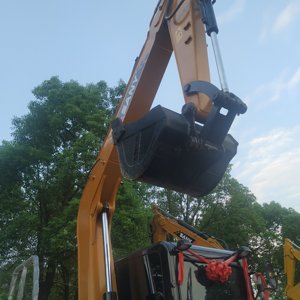 Excavadora SANY SY75cpro Usada de Alta Calidad, 7.5t de Peso Operativo, Motor y Bomba Duraderos, Componentes en Buen Estado, 0.35m - Product Image 5