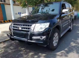 Nuevo Kit de parachoques delantero de acero con recortes de gancho de remolque para <span class=keywords><strong>Mitsubishi</strong></span> Pajero <span class=keywords><strong>Montero</strong></span> <span class=keywords><strong>V80</strong></span> V93 V97 Producto más vendido - Product Image 2