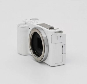 Appareil photo ZV-E10 d'occasion — 24,2 MP APS-C + autofocus 425 points, excellent état, entièrement fonctionnel ! - Product Image 3