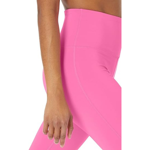 Pantalones de yoga Capri personalizados | Leggings elásticos de cintura alta para mujer para fitness y uso diario - Product Image 2