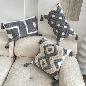 Fodere per <span class=keywords><strong>cuscini</strong></span> decorativi grigio tinta unita stampate in 3D stile nordico con design rimovibile e lavabile, tecniche di tessitura per uso alberghiero - Product Image 3