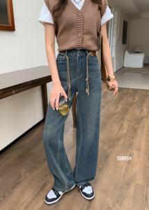 Denim Pantalons décontractés pour femmes Denim Jeans Craft Style Fly Fabric Zipper Waist Custom Denim Repassé Drill Button Leather OEM Spandex - Product Image 3