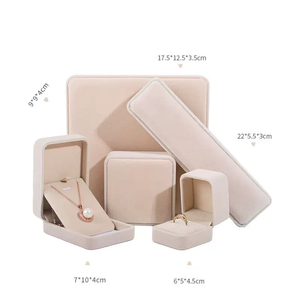 Venta <span class=keywords><strong>al</strong></span> <span class=keywords><strong>por</strong></span> <span class=keywords><strong>mayor</strong></span> <span class=keywords><strong>por</strong></span> encargo brazalete terciopelo joyería caja de regalo <span class=keywords><strong>para</strong></span> collar anillo joyería embalaje - Product Image 4