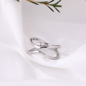 Joyería fina de lujo, venta al por mayor personalizada, anillo ajustable de dedo para mujer, anillo de oro de acero inoxidable chapado en oro para mujer - Product Image 2