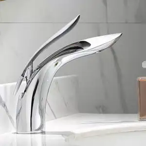 Kreatives Design Badezimmer produkte Modernes Messing heißer und kalter Wasserhahn Hand Eye Wash Wasserhahn Becken Wasserhahn