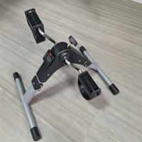 Mini-vélo d'exercice silencieux et compact pour le bureau – Équipement de fitness pour les travailleurs sédentaires et l'entraînement des jambes