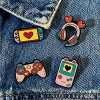 1/4 pièces Broche mini en alliage rose motif console de jeu et casque, style punk mignon, cadeau cool pour amis