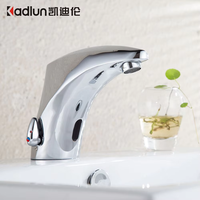 Robinet de salle de bain automatique intelligent sans contact à capteur, monotrou, en laiton, design moderne avec cartouche en céramique