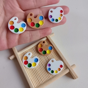 100 pièces de figurines miniatures mignonnes en résine, style tableau de <span class=keywords><strong>dessin</strong></span>, cabochons à dos plat, pour décoration artisanale DIY de maisons de poupées pour enfants - Product Image 4