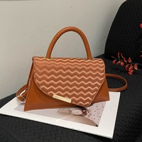 Nouveau Sac Bandoulière Carré Compact 2026 pour Femme – Sac à Main Élégant avec Poignée Supérieure, Design de Niche, Luxe Léger
