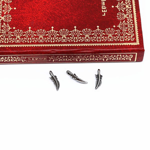 Perles d'espacement vintage en acier inoxydable Yunnique en forme de feuille de 1,5 mm pour la fabrication de bracelets et la création de bijoux - Product Image 3