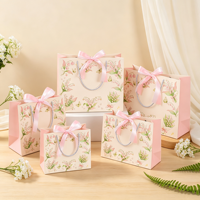 Sacs en papier cadeau de luxe écologiques avec logo personnalisé et poignée en ruban pour bijoux