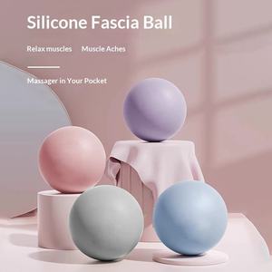Palla da <span class=keywords><strong>Massaggio</strong></span> in Silicone Premium per Pilates, Sollievo da Fascite <span class=keywords><strong>Plantare</strong></span>, <span class=keywords><strong>Massaggio</strong></span> per Gomito del Tennista, Colore Personalizzato, Basso MOQ - Product Image 1
