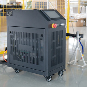 Machine de nettoyage laser à impulsions 300W 500W portable pour le nettoyage des graffitis, du bois, du métal et de la pierre, directement de l'usine - Product Image 5
