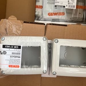 Panel de control industrial Legrand 2900200015XP con botones verdes y rojos para operación de máquinas - Product Image 4