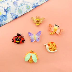 زخارف بلاستيكية من الراتنج على شكل حشرات وفراشات ودعسوقة وبجع لتزيين مشابك الشعر وحافظات الهواتف وأحذية الديكور - Product Image 3