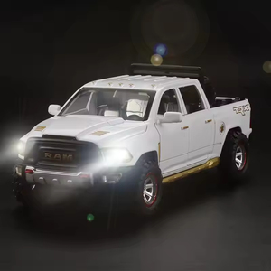 Coche de Juguete de Metal Fundido a Presión, Modelo Ram TRX Pickup, Escala 1:32, con Sonido y Luz, Función de Retroceso, para Niños - Product Image 3