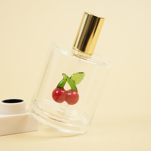 MUB Nuevo Diseño, Botella de Perfume Artesanal de 100 ml con Decoración de Cereza, Admite Diseño Personalizado en el Interior, MOQ 500 Piezas - Product Image 3