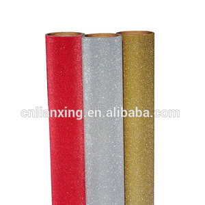 PVC/TPU brillo metálico película rodando en la superficie del material por una plantilla especial - Product Image 1