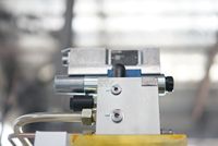 Presse plieuse SPS haute performance certifiée ISO NC presse plieuse hydraulique personnalisable avec contrôleur E21