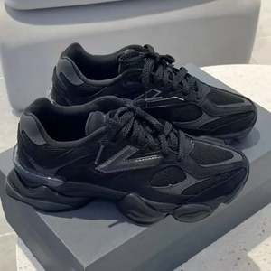 Zapatillas Deportivas de Lujo Nuevas Modelo 90 para Mujer, Zapatillas Gruesas Transpirables y Cómodas para Correr y Caminar para Hombre - Product Image 3