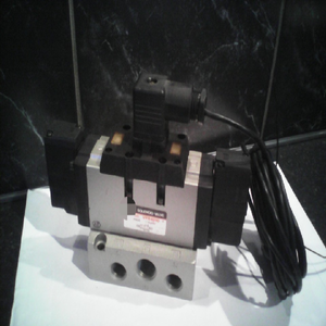 Base Doble Sol 5/<span class=keywords><strong>2</strong></span> Vfr4210 Dc21-26v, Stock Sin Usar - Product Image 1