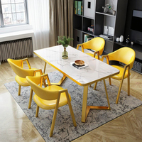 Table à manger rectangulaire de luxe simple de style nordique, combinaison de chaises modernes pour salon de thé au lait, pour petit appartement, usage domestique