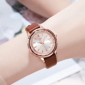 Relojes de pulsera con diseño de cielo estrellado para mujer, estilo INS para estudiantes, correa de cuero, relojes de cuarzo al por mayor - Product Image 4