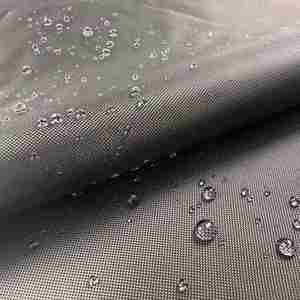 Tela Oxford Negra 100% Poliéster Ecológica para Prendas de Vestir, Tela Impermeable y Resistente al Viento para Chaquetas de Niñas - Product Image 1