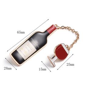 Pin Publicitario de Metal para Bar/Club con Diseño de Botella de Vino Tinto y Copa, para Bartender - Product Image 4