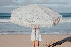 Parapluie de <span class=keywords><strong>plage</strong></span> en coton, grande taille, tendance 1.8 m, UV50 + <span class=keywords><strong>pliable</strong></span>, pôle en bois, parapluie pour voyage, meubles d'extérieur - Product Image 4