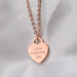 Joyería de acero inoxidable <span class=keywords><strong>con</strong></span> grabado personalizado, placa <span class=keywords><strong>con</strong></span> nombre de inicial pulida, collar <span class=keywords><strong>con</strong></span> barra de corazón, venta al por mayor - Product Image 4