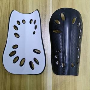 Espinilleras Profesionales para Fútbol, Running, Baloncesto, Voleibol, Talla S, Negras, de Plástico, Equipo de Protección 9003, Modelo Económico - Product Image 3