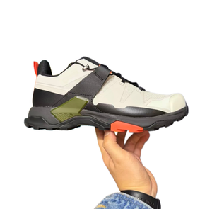 Zapatillas de senderismo impermeables de estilo lujoso, personalizables, unisex, antideslizantes, funcionales para montañismo y deportes. - Product Image 5
