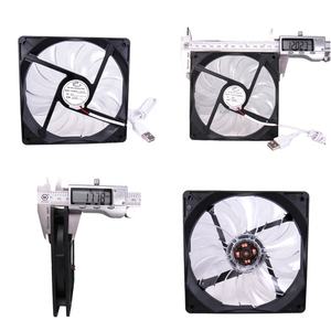 Ventilateur <span class=keywords><strong>de</strong></span> refroidissement Axial à Interface USB 5V DC, 12018x120x18mm, avec lames légères transparentes, 120 w, 120 - Product Image 2