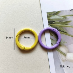 Xinran Jewelry Colorful Metal <b>Key</b> <b>Ring</b> 25mm Spring Buckle Round Fashion Accessory for <b>Bag</b> and Doll Pendant Waterproof - Product Image 4