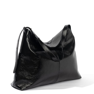 <span class=keywords><strong>Sac</strong></span> à bandoulière portable <span class=keywords><strong>noir</strong></span> classique en cuir PU résistant avec logo personnalisé, fermeture éclair intégrale, vente en gros, <span class=keywords><strong>sac</strong></span> à <span class=keywords><strong>main</strong></span> de créateur - Product Image 4