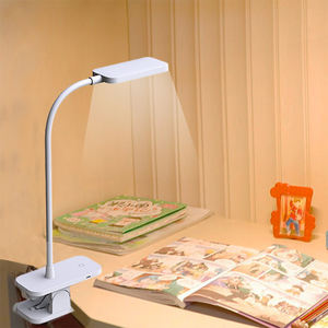 <span class=keywords><strong>Lampe</strong></span> à piles en vente chaude d'usine, <span class=keywords><strong>lampe</strong></span> de table <span class=keywords><strong>LED</strong></span> rechargeable <span class=keywords><strong>avec</strong></span> support de clip, lampes de bureau modernes pour chambre à coucher et étude - Product Image 2