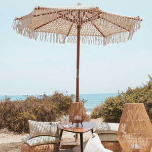 Venta al por mayor de lujo de cuerda tejida a mano sombrilla de sol Boho poste de madera ganchillo algodón borla <span class=keywords><strong>Patio</strong></span> playa sombrilla con flecos - Product Image 1