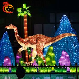 Grandes lanternes chinoises en soie personnalisées, en forme d'animaux, pour festivals en plein air, en vente - Product Image 6