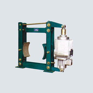 Nuevo tipo hidráulico grúa de freno de refuerzo de vacío para <span class=keywords><strong>fiat</strong></span> 10t grúa móvil - Product Image 3