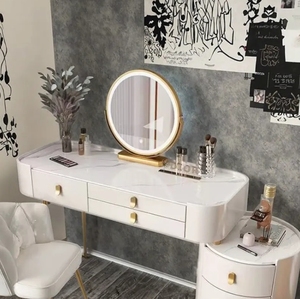 Bàn trang điểm màu trắng sang trọng có gương có đèn và ghế, thích hợp cho phòng ngủ hoặc khách sạn, dùng để trang điểm hoặc làm bàn trang điểm trong phòng tắm - Product Image 3