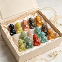 Vente en gros de sculptures de Bouddha bébé en cristal naturel mélangé, sculptées à la main, mini-statue de Bouddha pour la décoration intérieure, cadeau spirituel