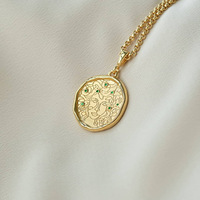 Offre Spéciale mythologie grecque dieux méduse athena pendentif collier en acier inoxydable zirconium gemme collier pour femmes bijoux