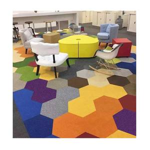 TAB Revêtement de sol en vinyle hexagonal marron antidérapant Intérieur Cuisine Salon Carrelage mural Couleur pure Design pour hôtels Surface unie - Product Image 6