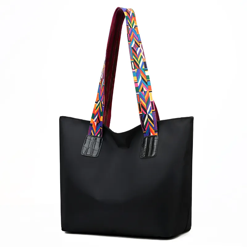 OEM Low MOQ Custom Logo Vegan Fashion Hand Bags 2023 Black Handbags