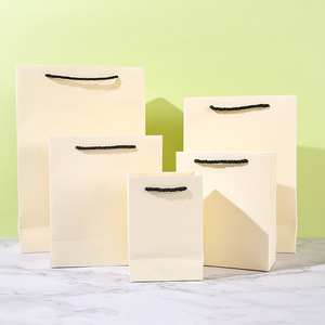 Caja de Regalo Personalizada de Alta Gama, Impermeable, con Recubrimiento UV, Logotipo Estampado en Relieve, Cierre con Cinta de Lino Texturizado para Artículos de Bebida - Product Image 5