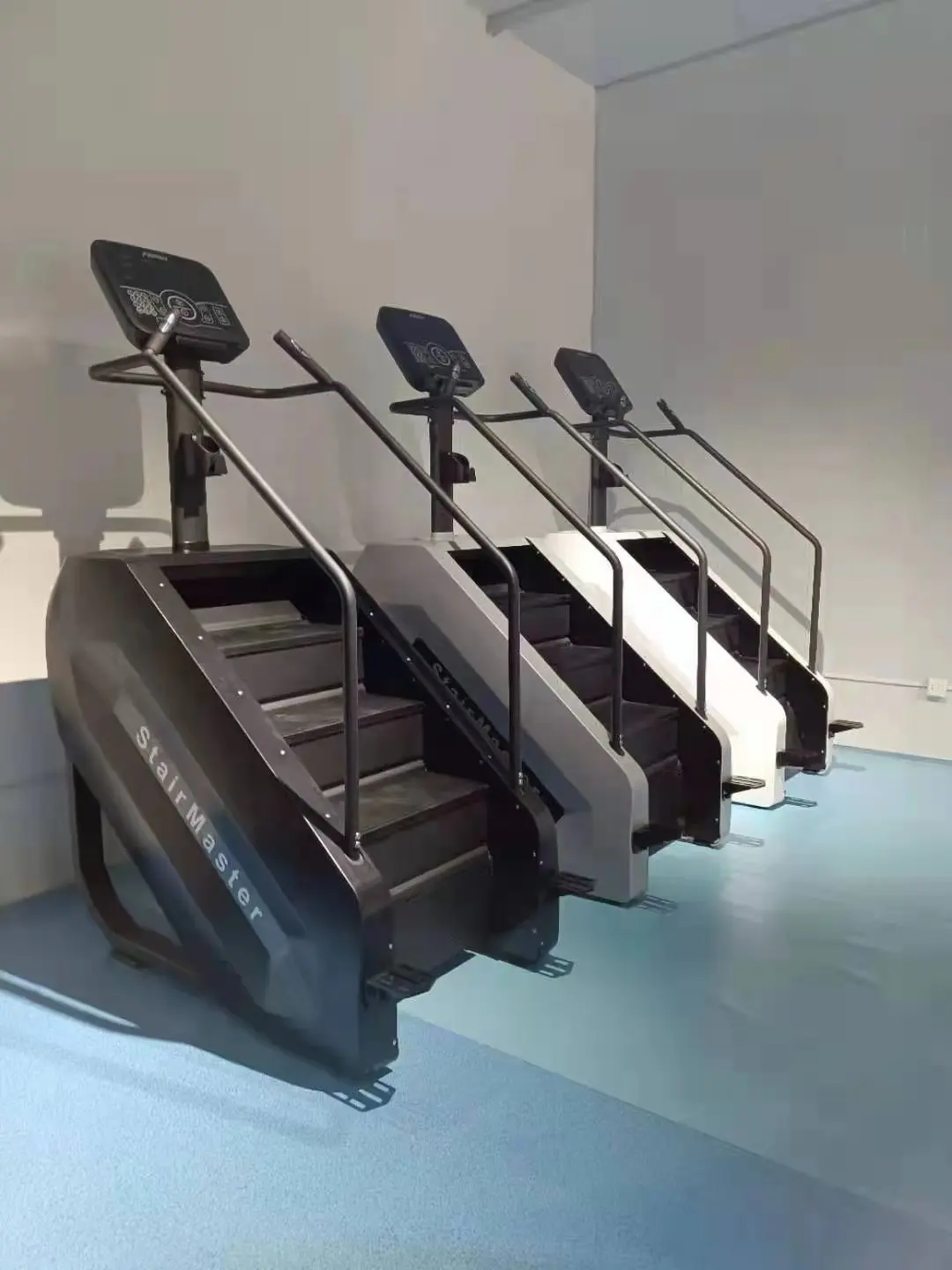 Vente chaude Deti Gym Commercial Cardio Machine Électrique Escalier Grimpeur Escalier Machine Escalier Maître