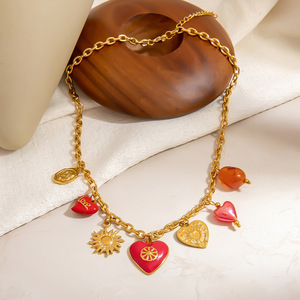 Collier pendentif Cœur Soleil en Acier Inoxydable, Chaîne Clavicule Couleur Or 18K, Style Automne Hiver, Bijou Cadeau - Product Image 2